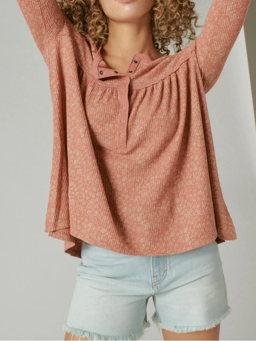 Lucky Brand Boho Babydoll Waffle Texture Henley Top - Picture 5 of 13